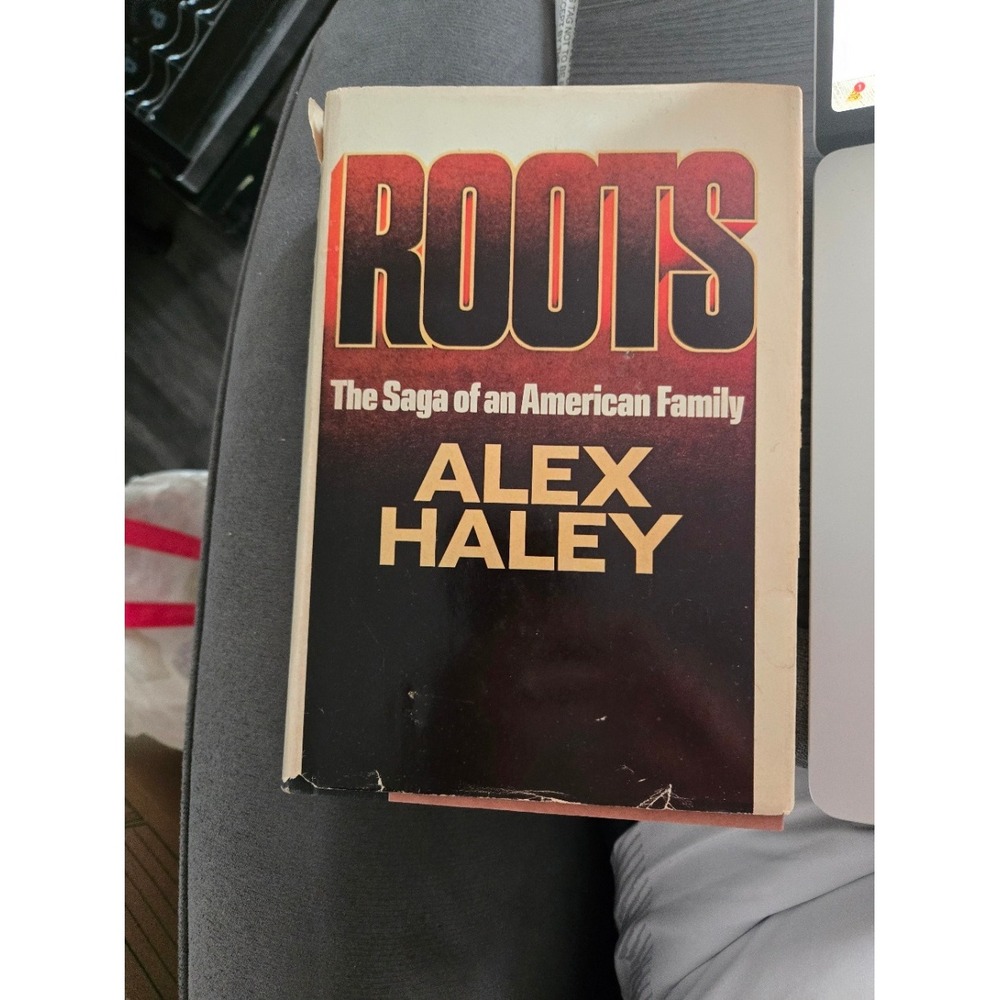Roots: The Saga of an American Family by Alex Haley (1976 First Edition)